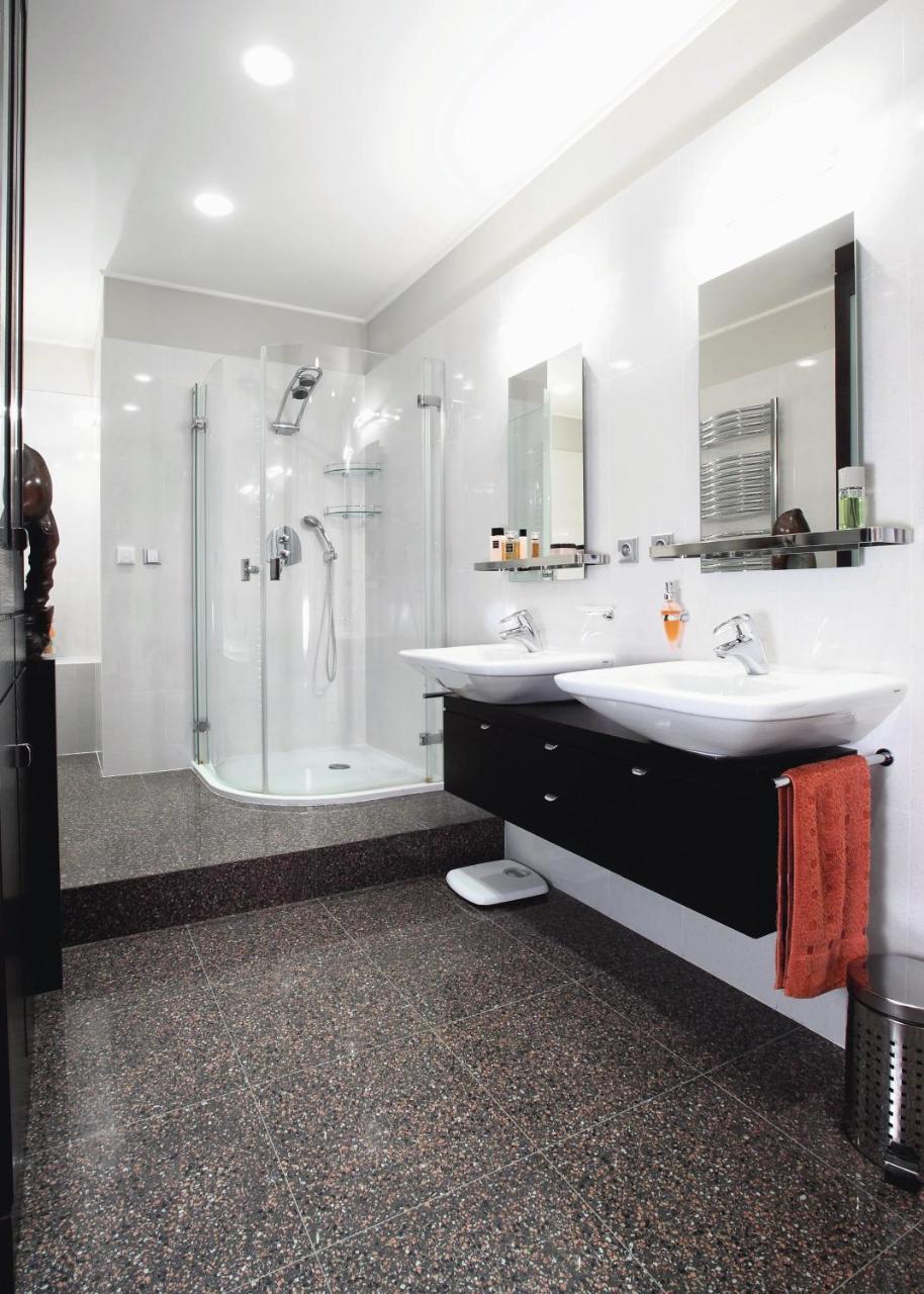 Spacious Elegance In The Heart Of Old Town Prague Exterior photo