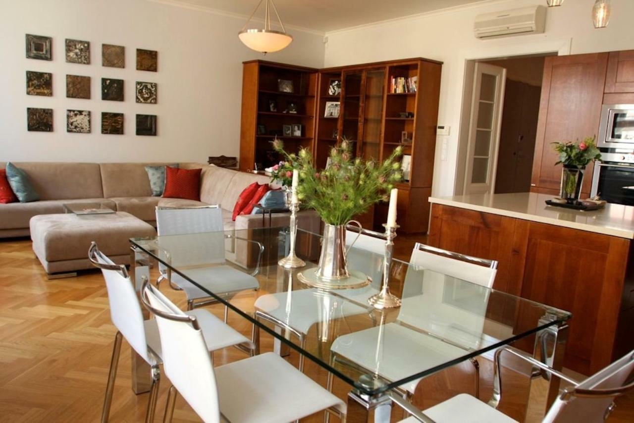 Spacious Elegance In The Heart Of Old Town Prague Exterior photo